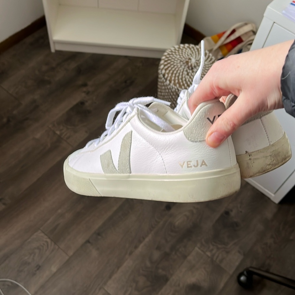 Size 41 = women’s 10 I believe, lightly worn